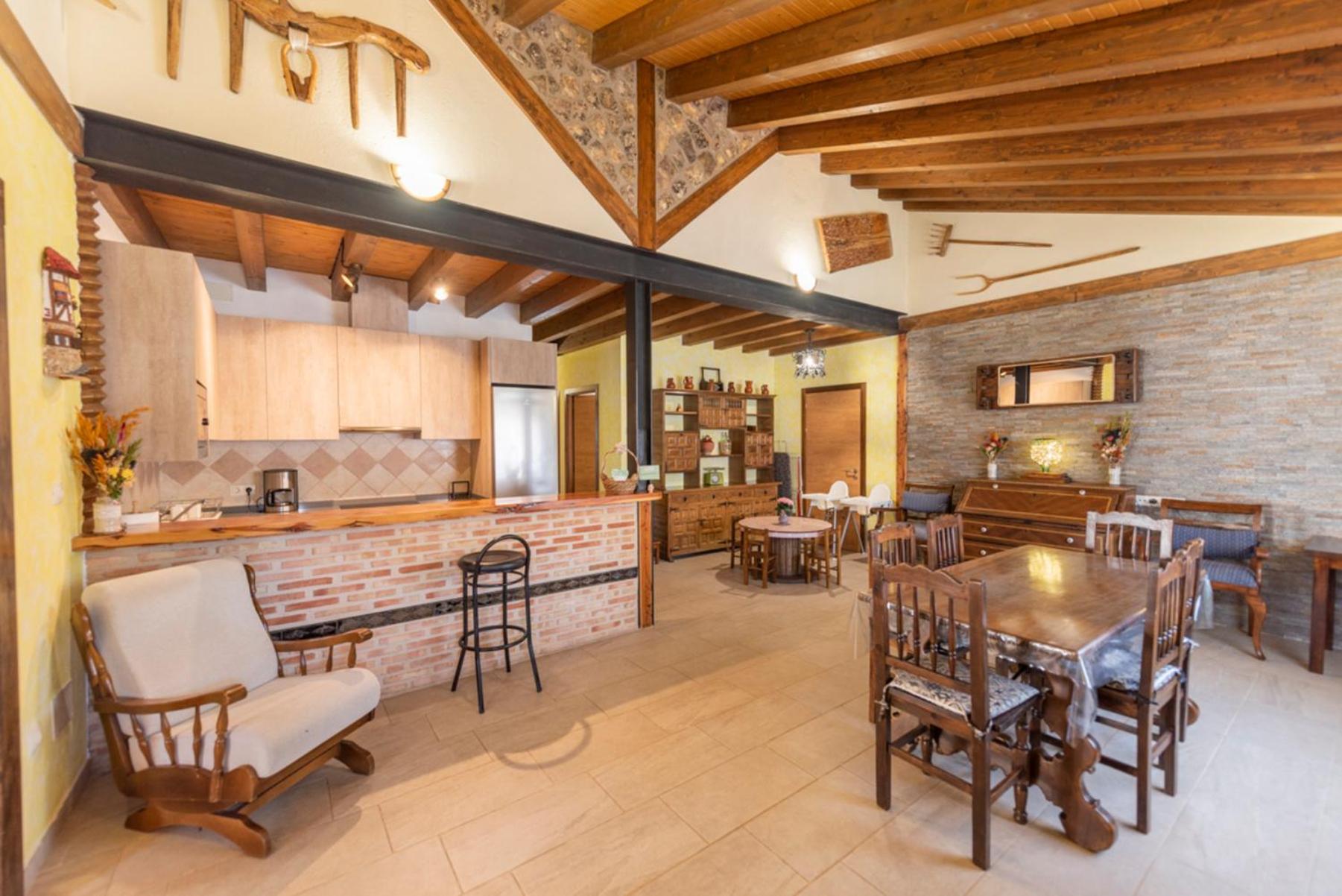 הוילה Fuentemizarra Casa Entre Hoces10-12Paxjardin Y Barbacoa מראה חיצוני תמונה